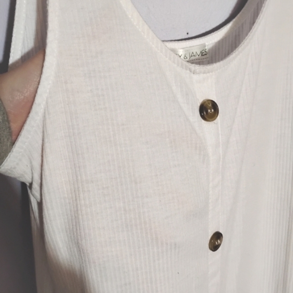 White Riley & James Dress - Picture 6 of 9